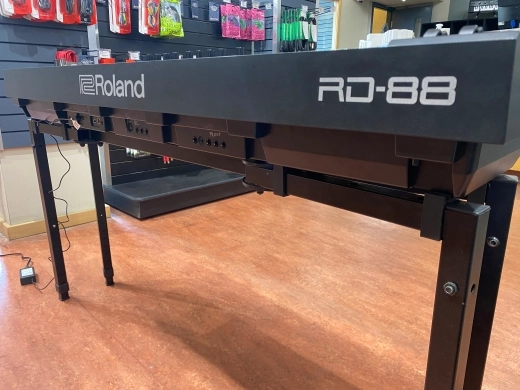 Roland RD-88 Stage Piano 5